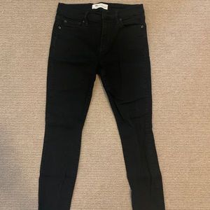 27S Gap True Skinny Jeans